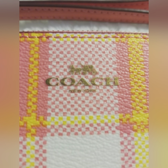 Coach, NWOT, Garden Plaid, Corner Zip Wristlet - Picture 5 of 7